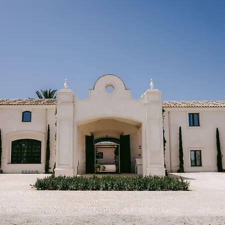 Hotel La Dehesa De Don Pedro *